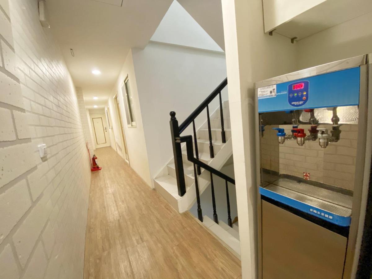 17 Fengjia Stay Taichung Exterior foto